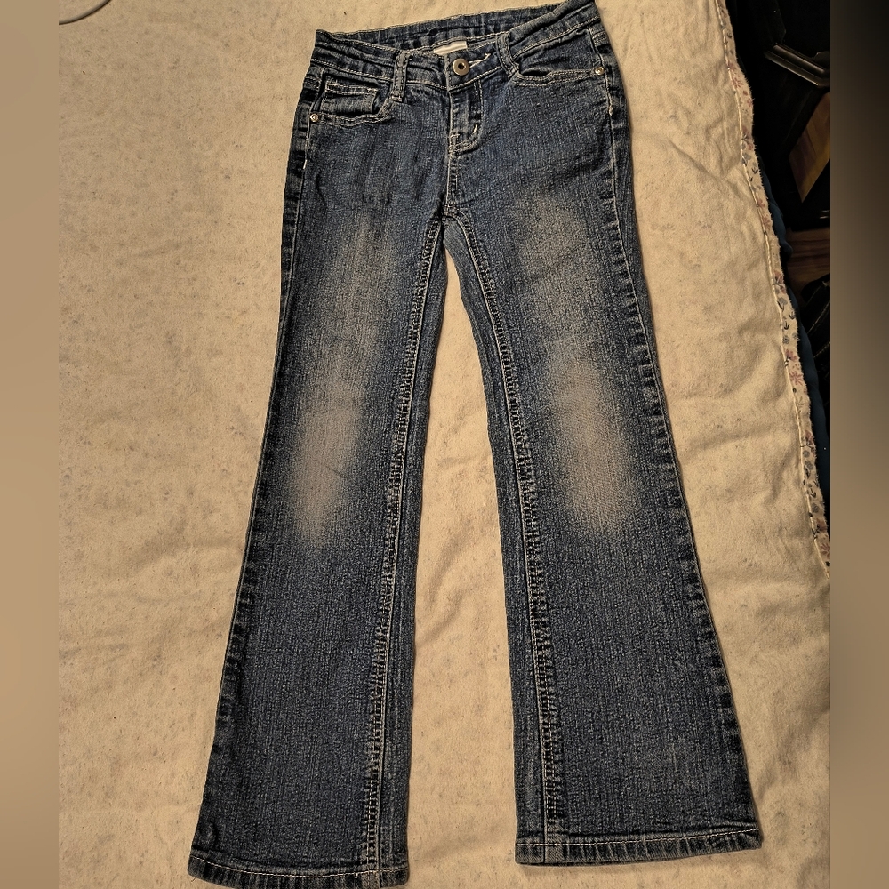 Girls Ponytail  Jeans